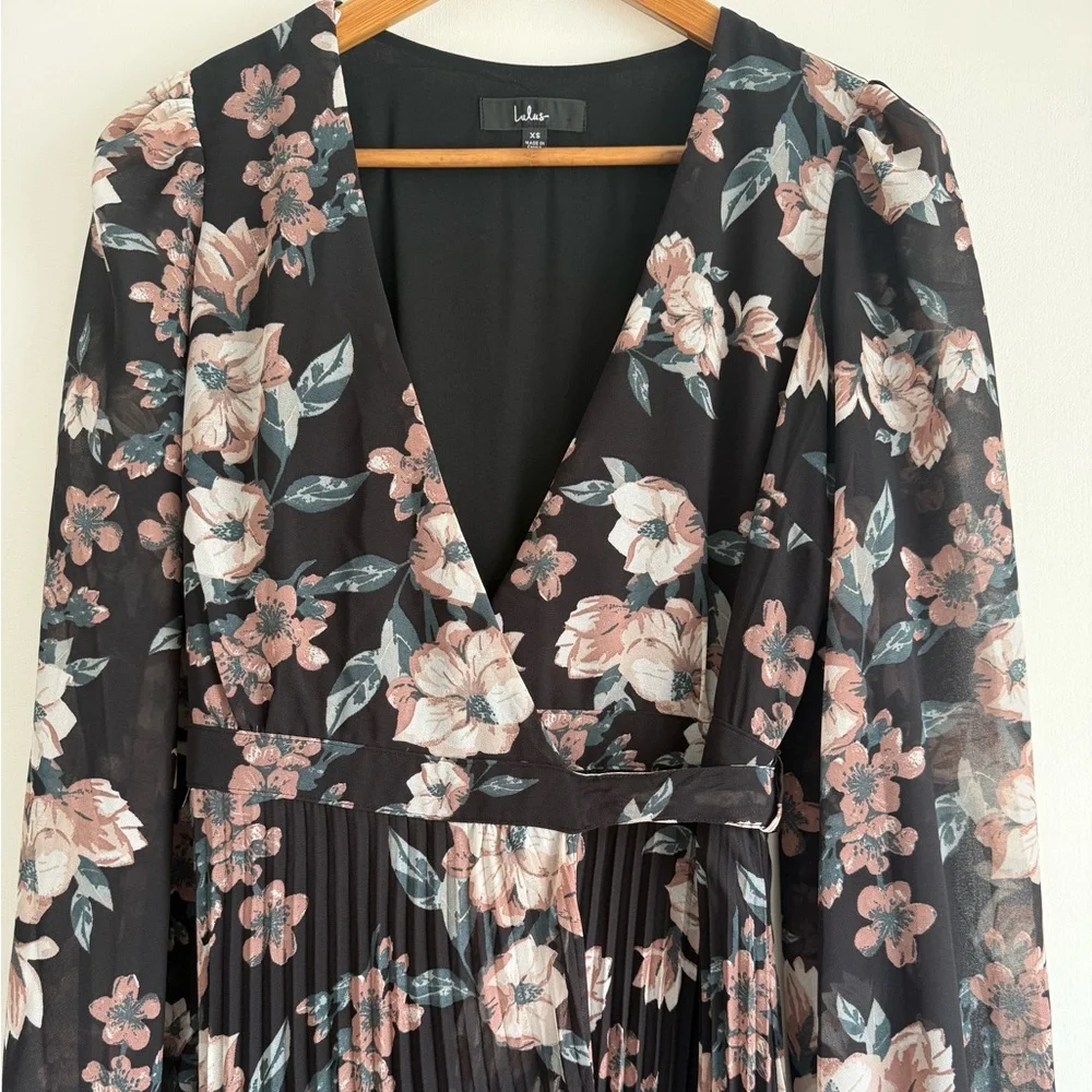 Lulu's Blooming Whimsy Black Floral Pleated Midi Wrap Dress - Picture 5 of 14